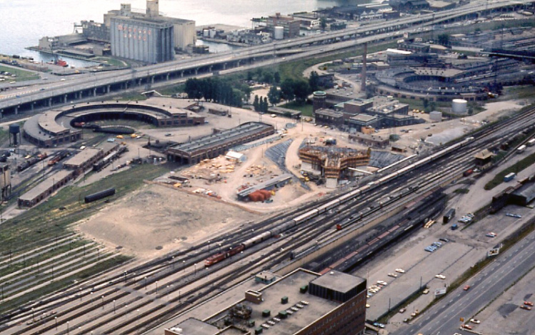 Construction of CN tower